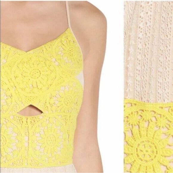 Foxiedox Mia Two-Tone Yellow & Ecru Lacey Crochet Detail Maxi Dress Size Large - Picture 3 of 15